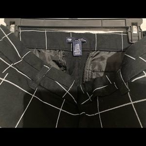 Gap Slim City dress pants. Size 8R.
